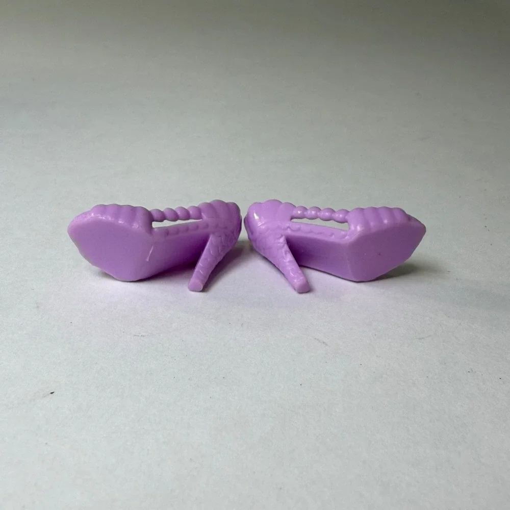 Disney Princess‎ Royal Radiance Doll Replacement Shoes Purple Heels Accessory